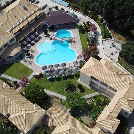 Karavostasi Beach Hotel 페르디카 외부 사진